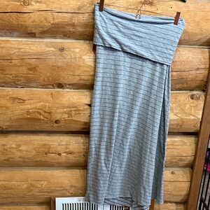 Roxy Gray and Black Striped Skirt Medium